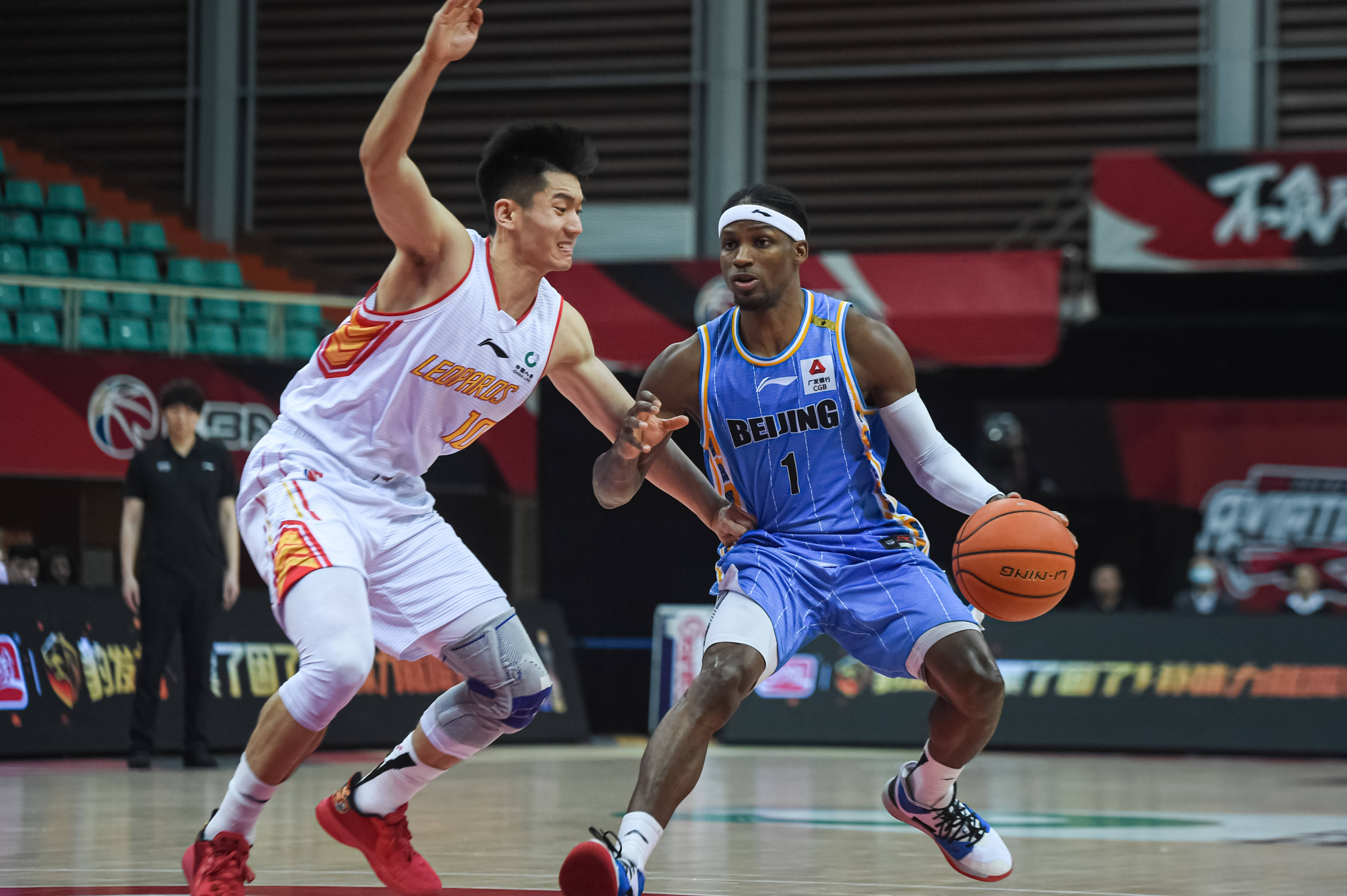 仅两周后的 仅两周后的