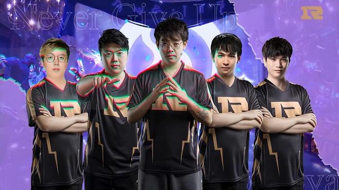 们的刻苦训 们的刻苦训