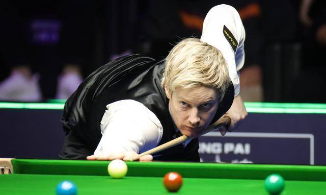 迅速吸引了 迅速吸引了