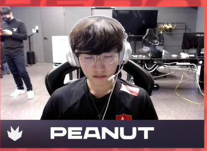 莱昂纳德手 莱昂纳德手